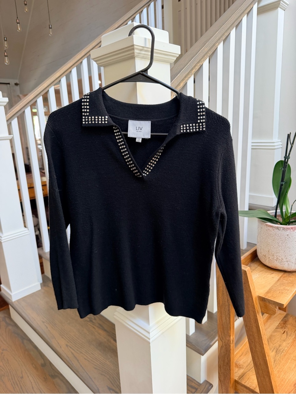 Liv Milano Black Stud-Trim V-Neck Sweater